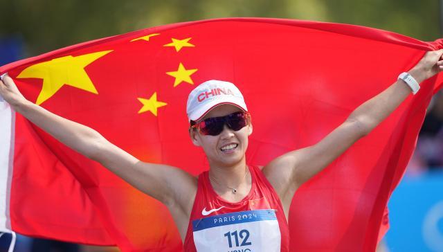 1723347815701940727.jpg 巴黎奥运会丨田径——女子20公里竞走:中国选手杨家玉夺冠XxjpseC011346_20240801_MVPFN0A001.jpg