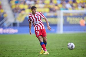 记者：未能签下阿雷索，马竞叫停莫利纳的离队转会